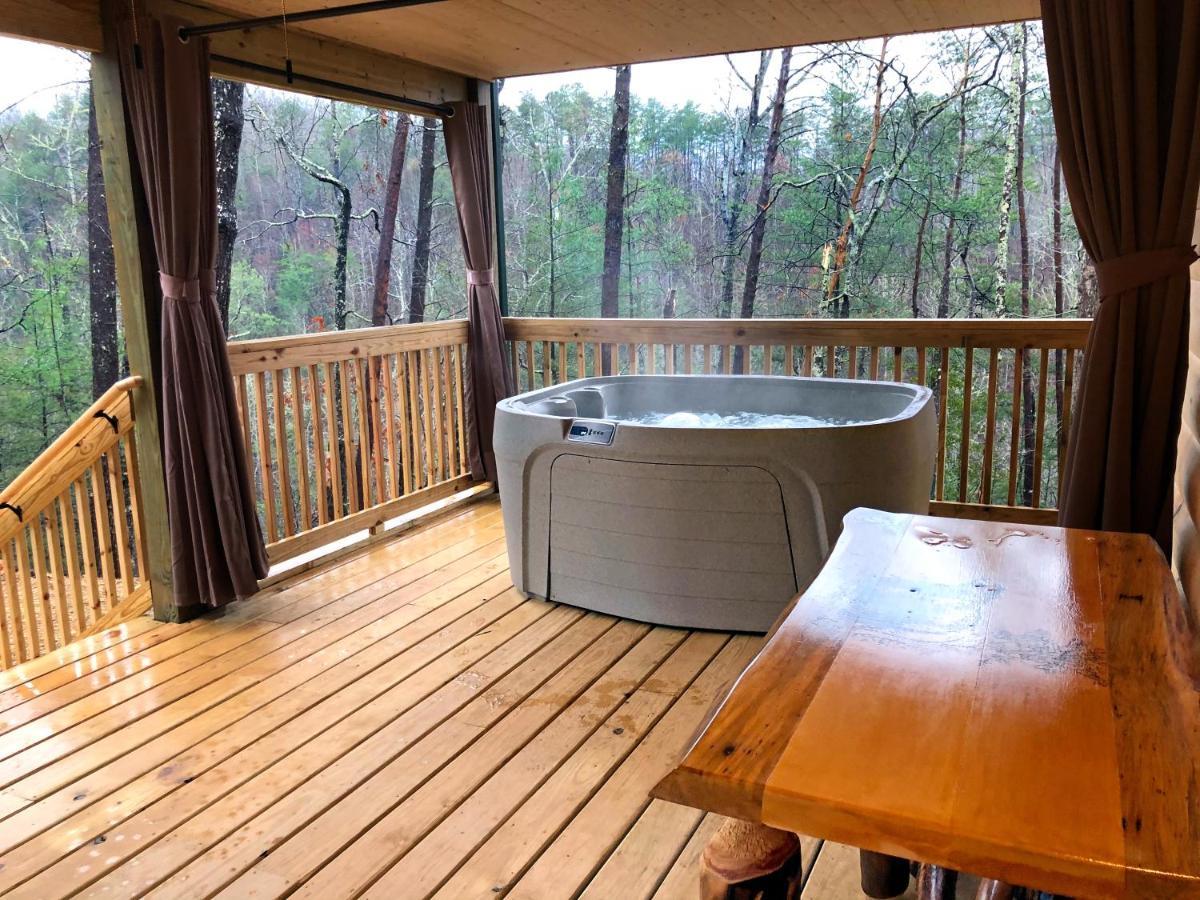 Gatlinburg - Honeymoon Hideaway Villa Bagian luar foto