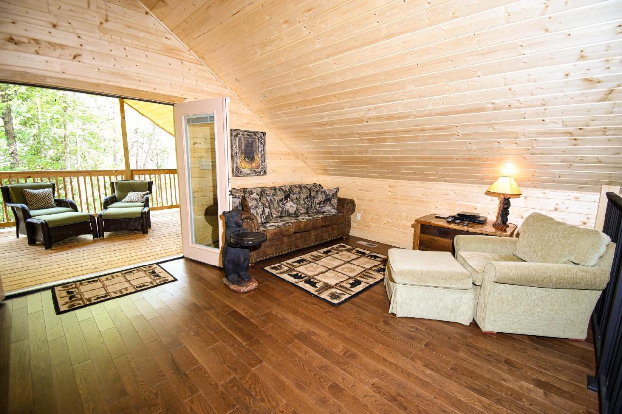 Gatlinburg - Honeymoon Hideaway Villa Bagian luar foto
