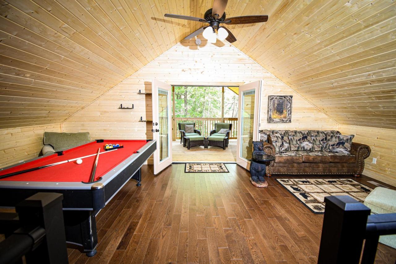 Gatlinburg - Honeymoon Hideaway Villa Bagian luar foto